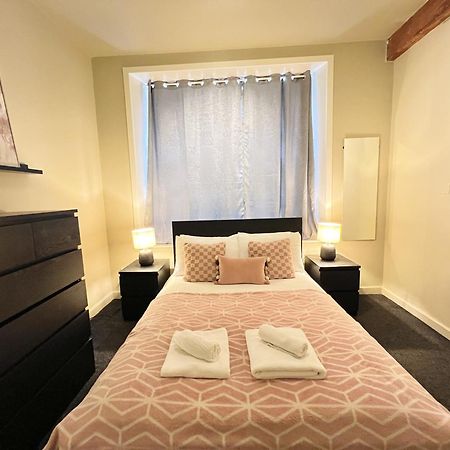 Temple Bar Central Apartment Дъблин Екстериор снимка