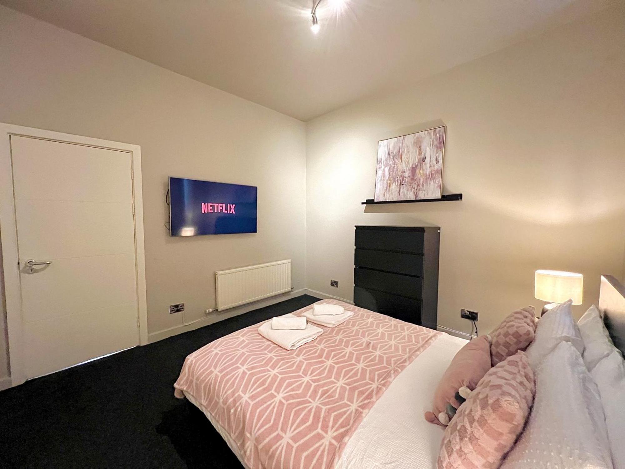 Temple Bar Central Apartment Дъблин Екстериор снимка