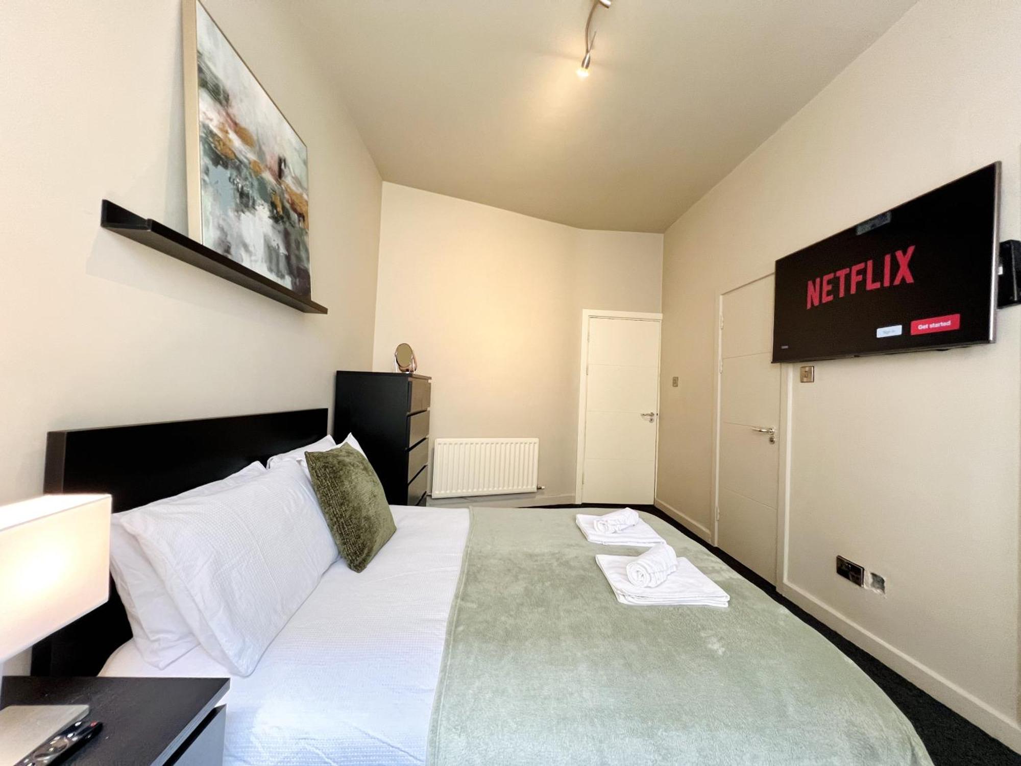 Temple Bar Central Apartment Дъблин Екстериор снимка
